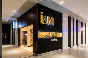 i & m select banking sarit centre